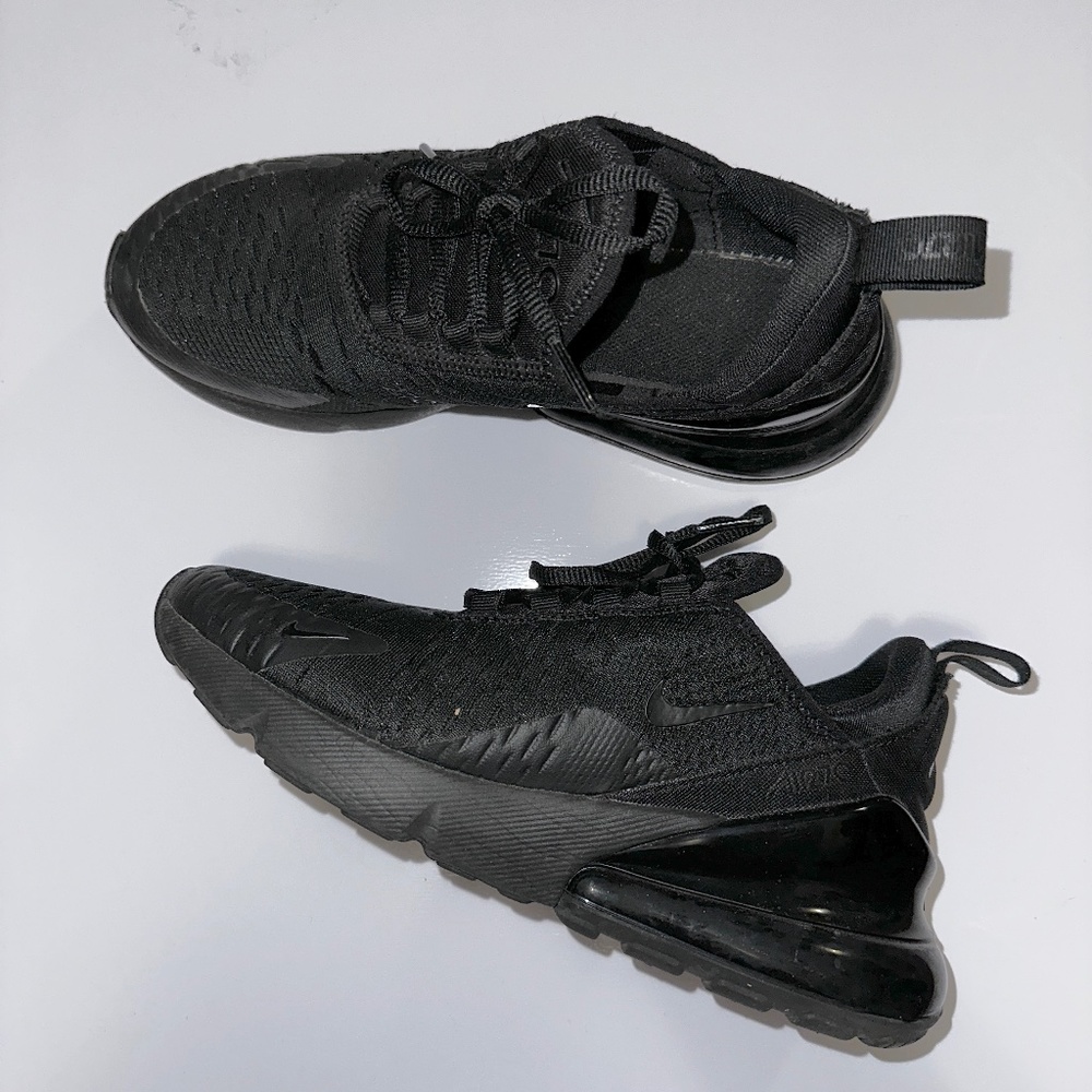 NIKE AIR MAX 270 (BIG KIDS/WOMEN)